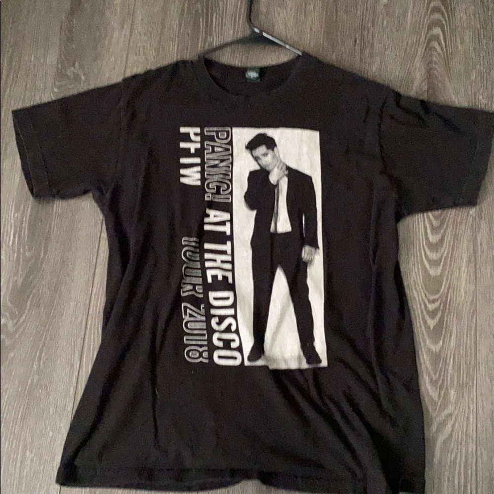 PANIC AT THE DISCO TOUR SHIRT!